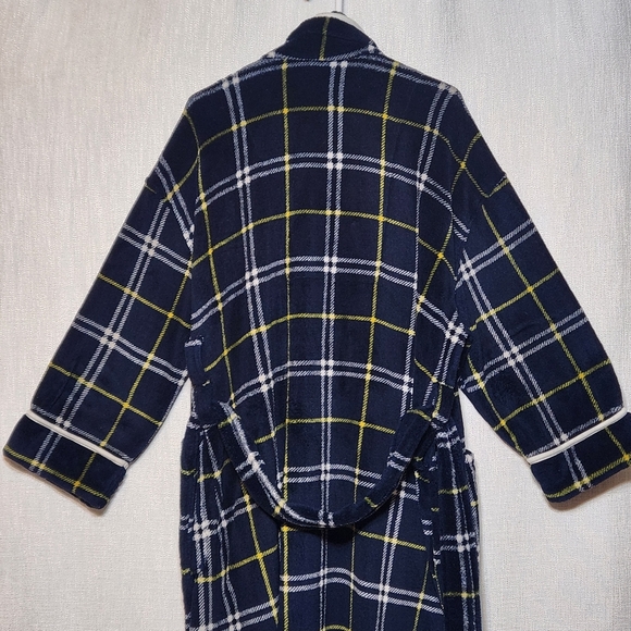 Nautica Fleece Black and Yellow Plaid Robe Super Soft Belted One Size - Picture 4 of 11